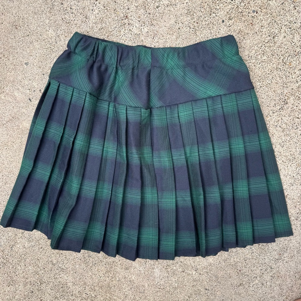 Pleated Midi Skirt in Black, Blue, Green Plaid Size S